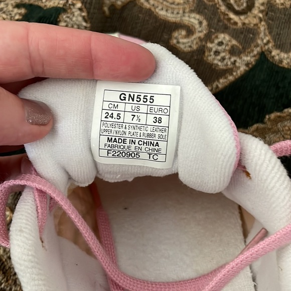 ASICS Women’s Track Running Spike - Size 7.5 - Picture 2 of 8